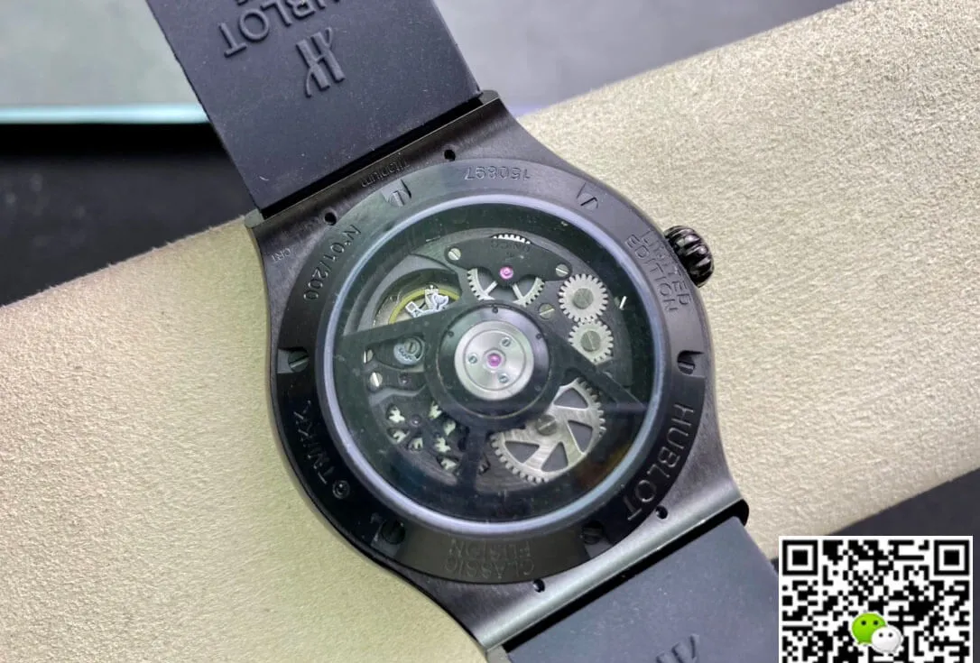 Hublot Classic Fusion Takashi Murakami 507.CX.9000.RX.TAK21 1:1 Best Edition Replica Watch Black Carbon Fiber Case